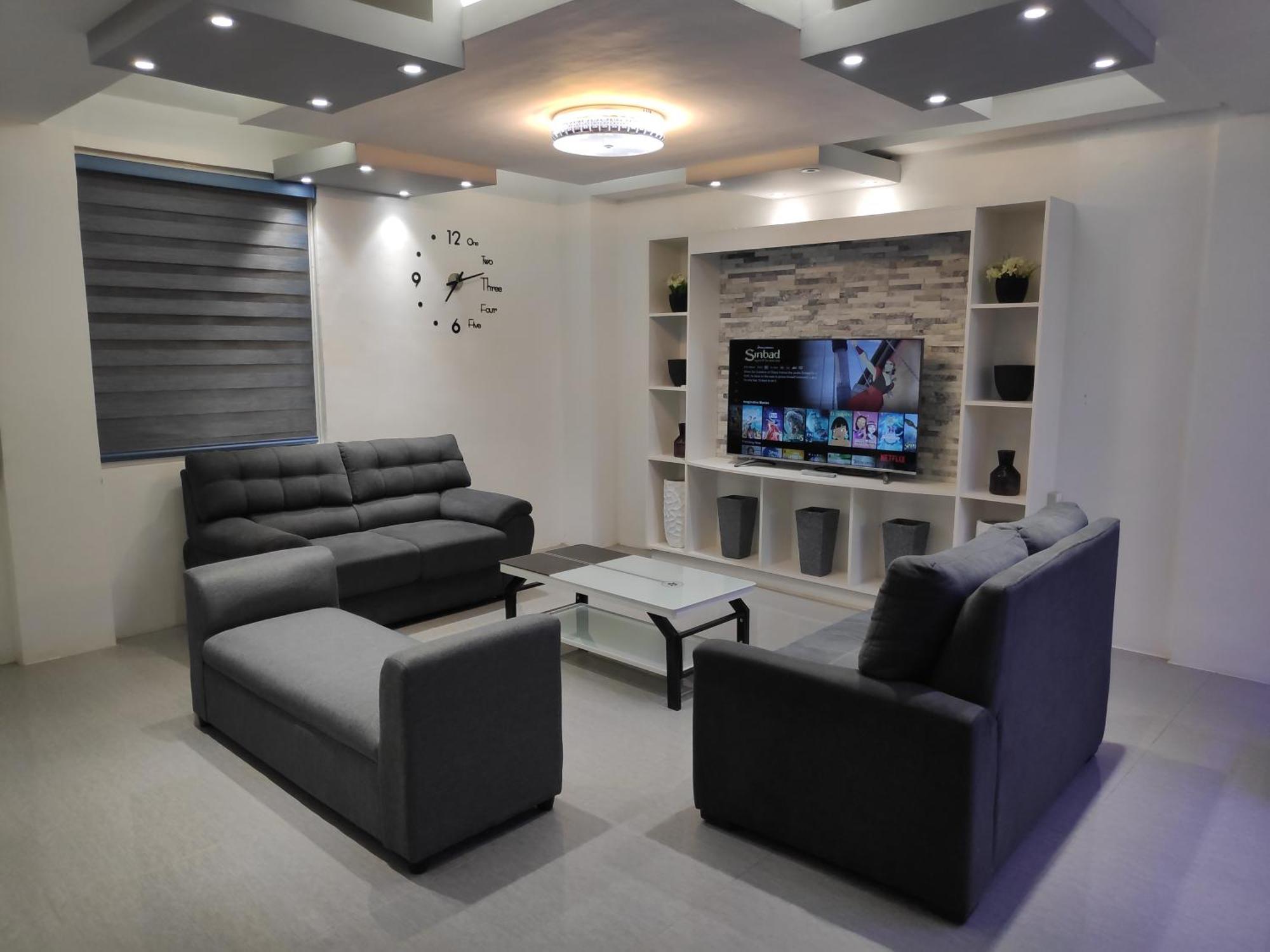 Tagaytay Staycation By Naya And Darla W Free Swimming Pool, Wifi & Netflix تاجيتاي المظهر الخارجي الصورة