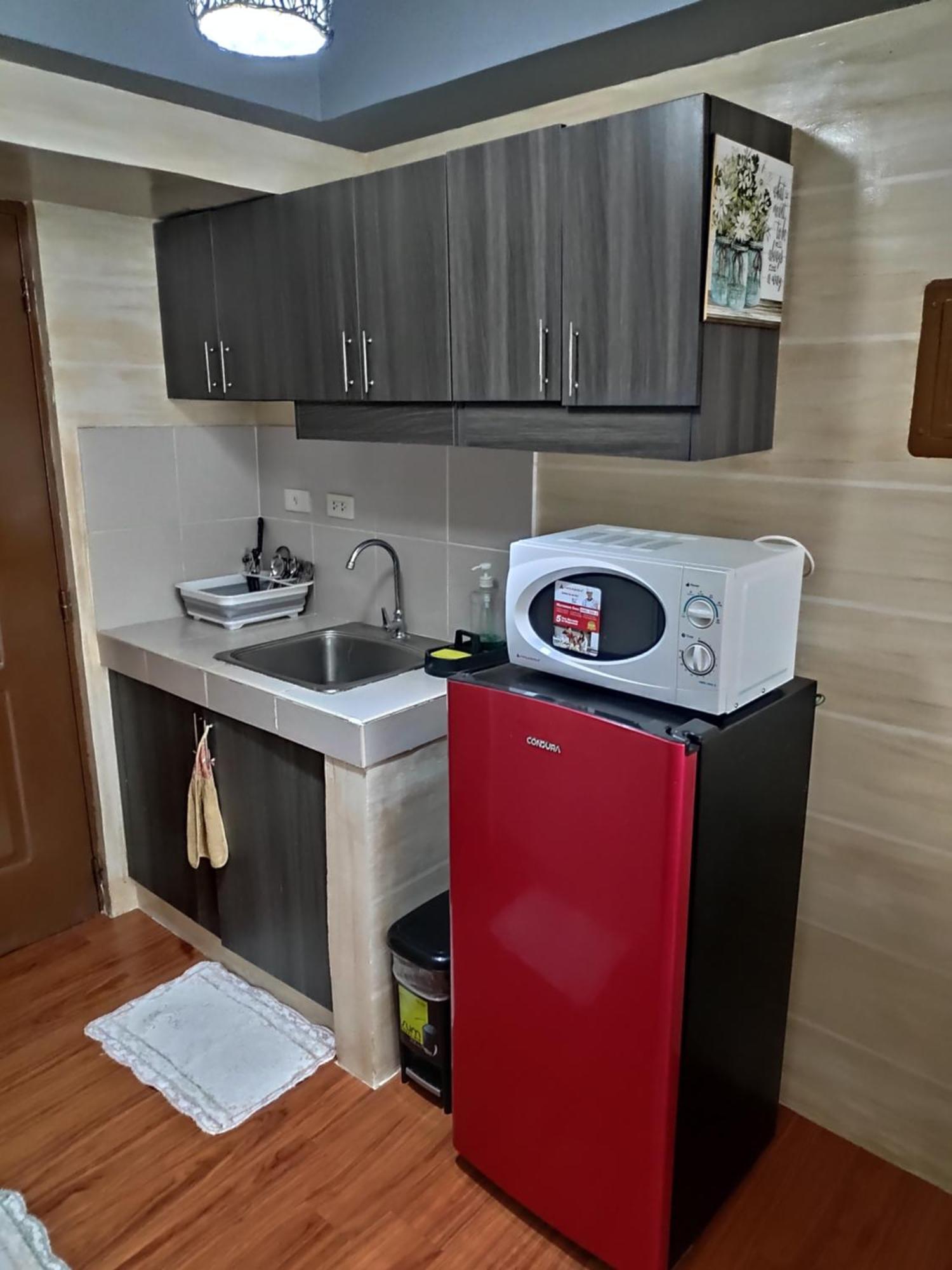 Tagaytay Staycation By Naya And Darla W Free Swimming Pool, Wifi & Netflix تاجيتاي المظهر الخارجي الصورة
