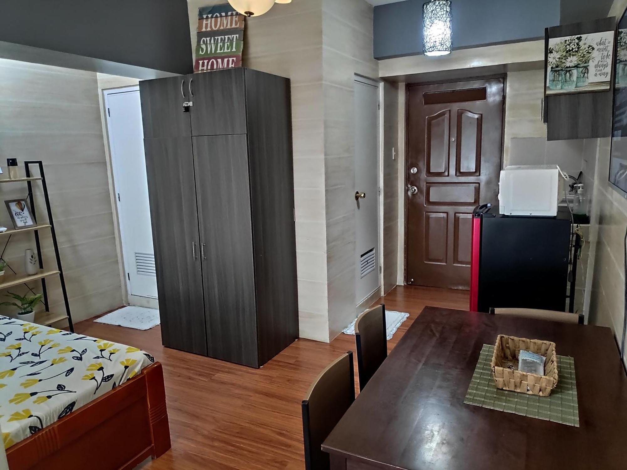 Tagaytay Staycation By Naya And Darla W Free Swimming Pool, Wifi & Netflix تاجيتاي المظهر الخارجي الصورة
