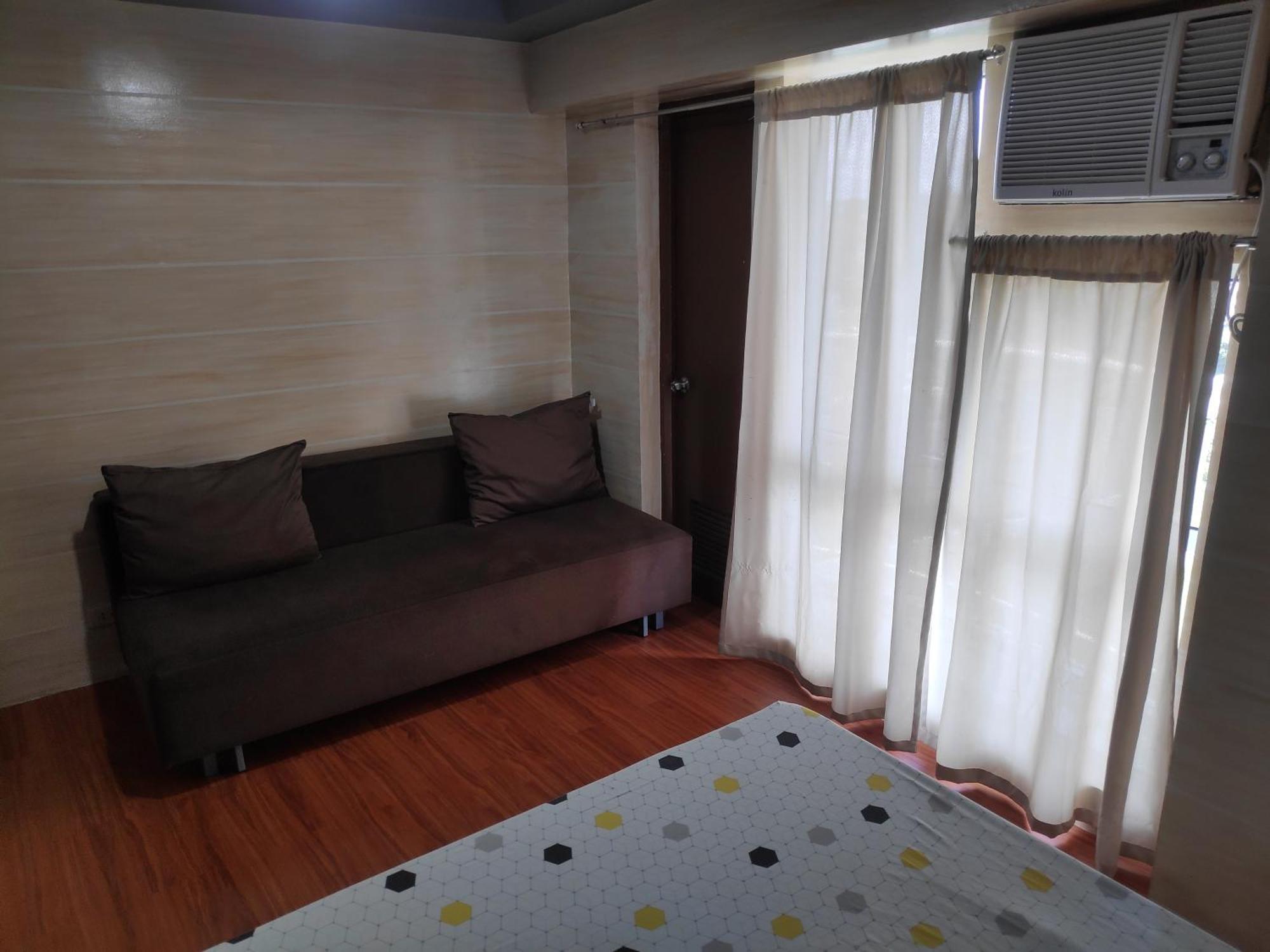 Tagaytay Staycation By Naya And Darla W Free Swimming Pool, Wifi & Netflix تاجيتاي المظهر الخارجي الصورة
