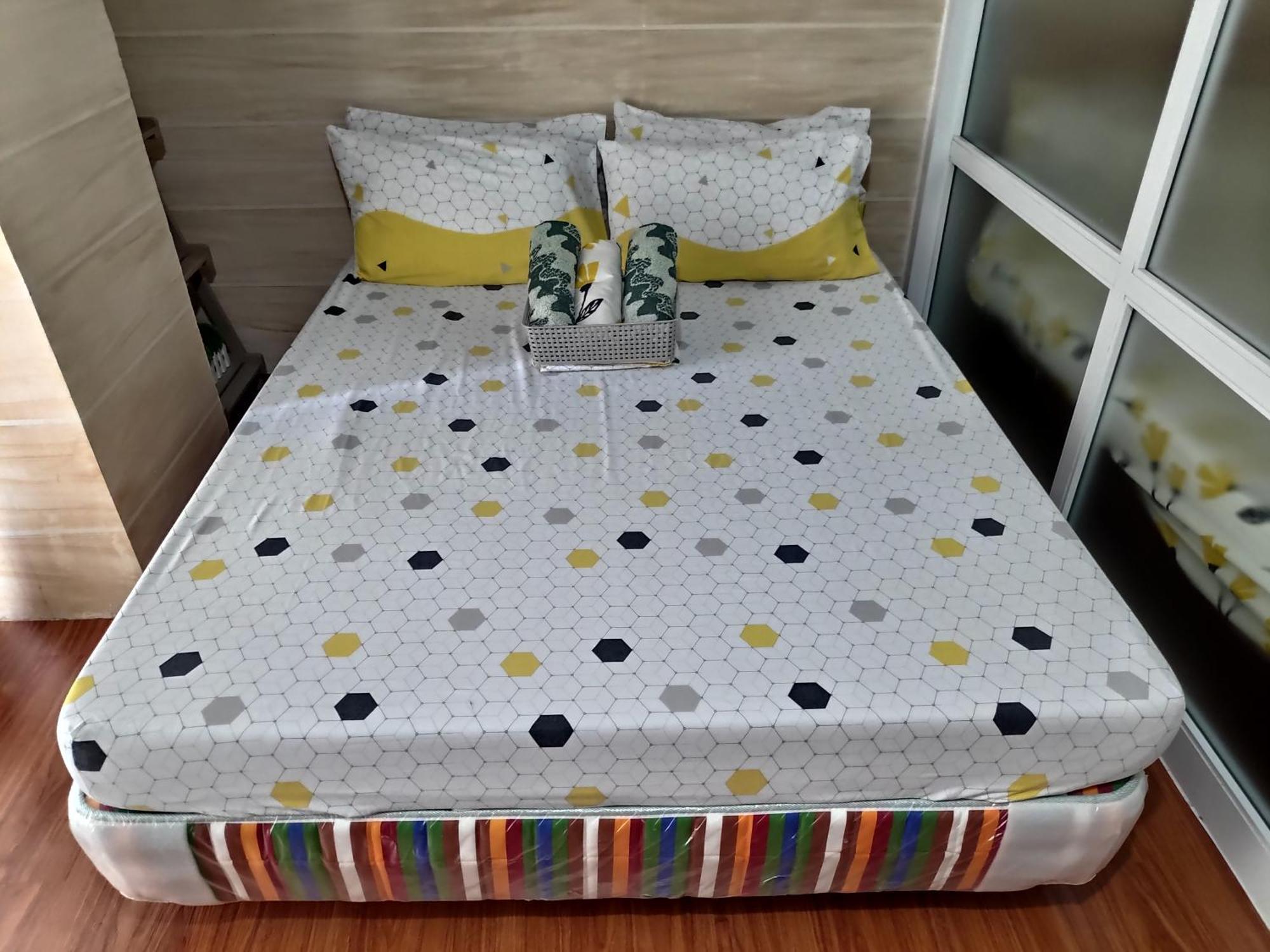 Tagaytay Staycation By Naya And Darla W Free Swimming Pool, Wifi & Netflix تاجيتاي المظهر الخارجي الصورة