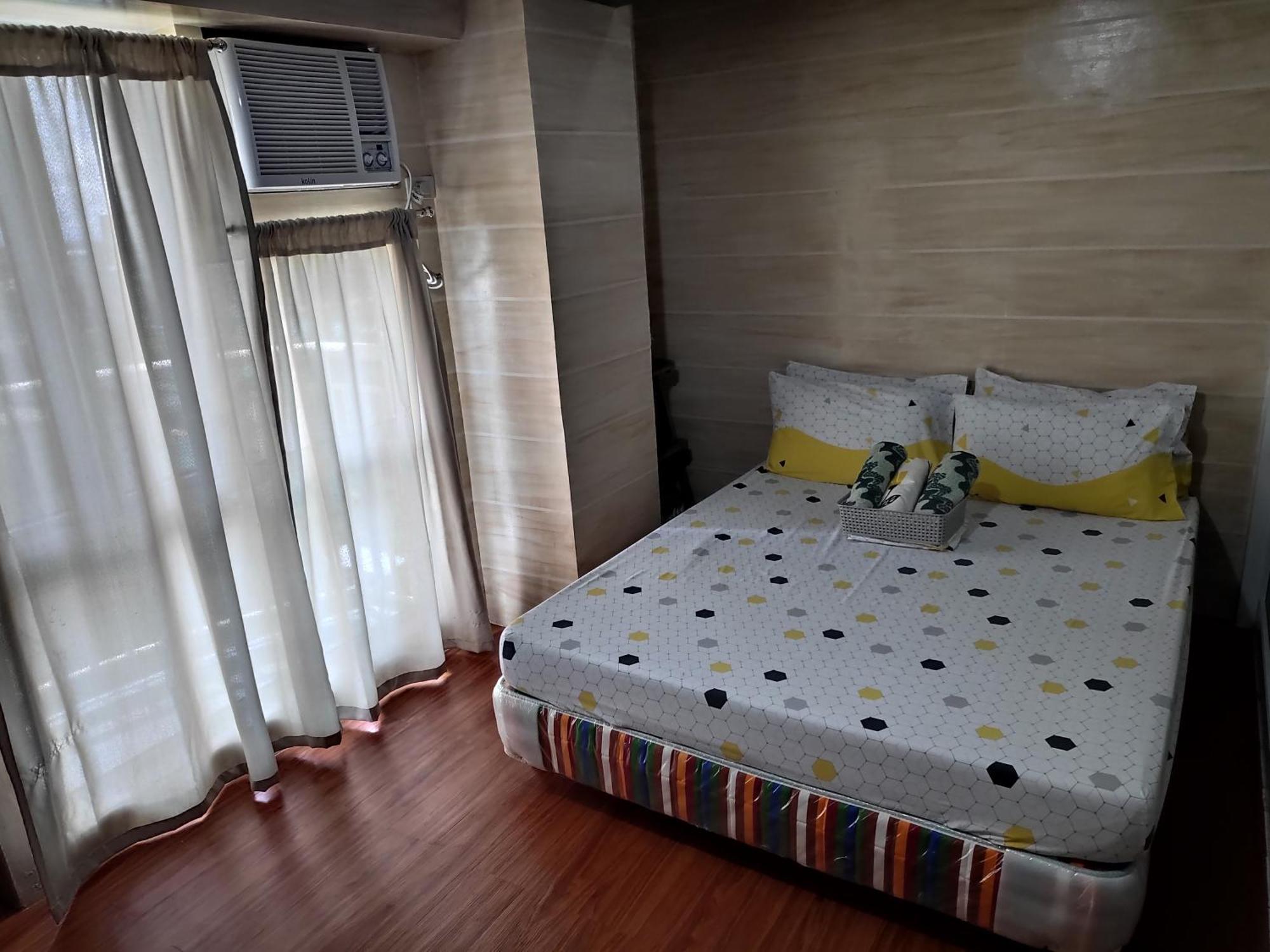 Tagaytay Staycation By Naya And Darla W Free Swimming Pool, Wifi & Netflix تاجيتاي المظهر الخارجي الصورة