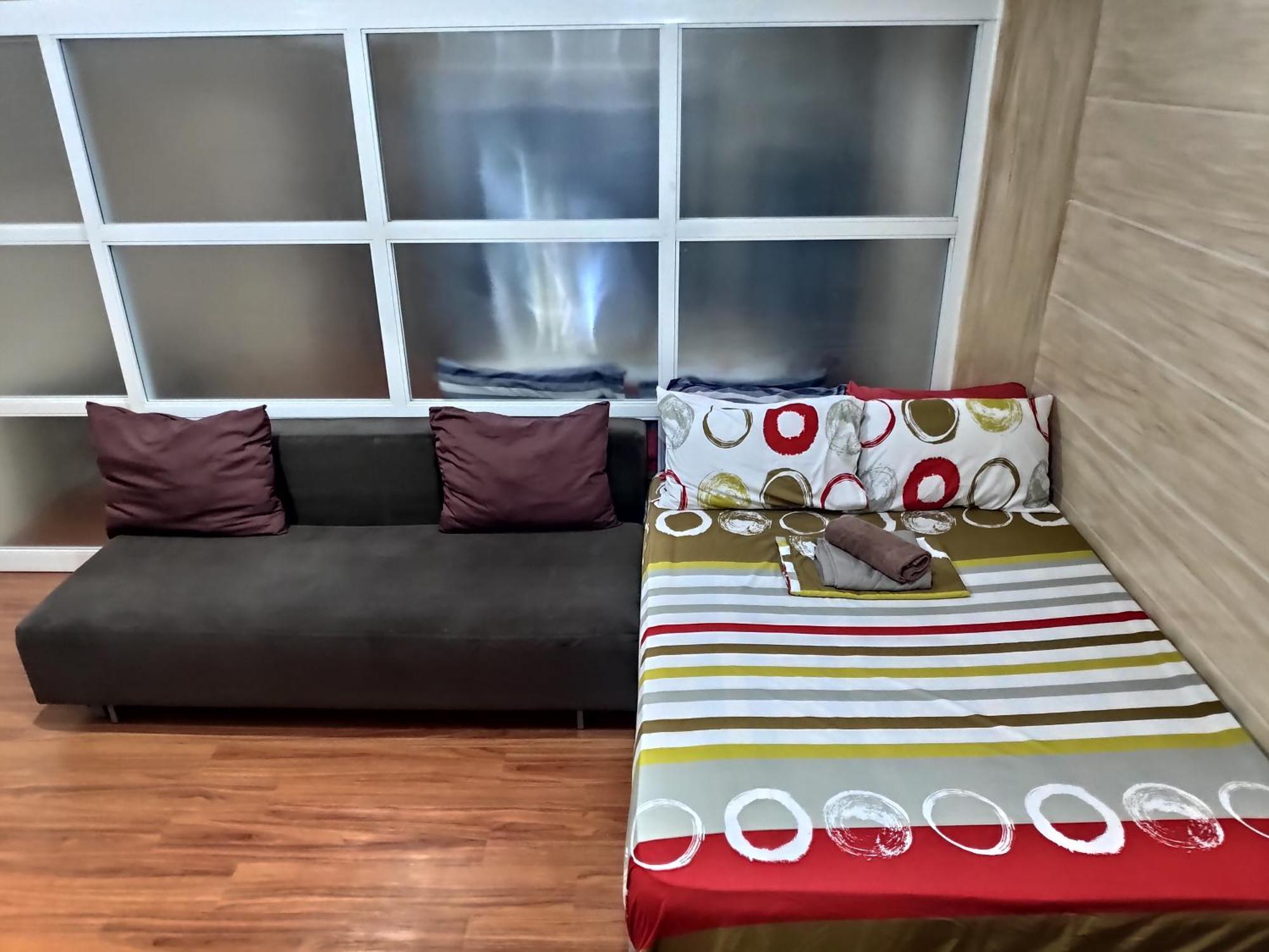 Tagaytay Staycation By Naya And Darla W Free Swimming Pool, Wifi & Netflix تاجيتاي المظهر الخارجي الصورة