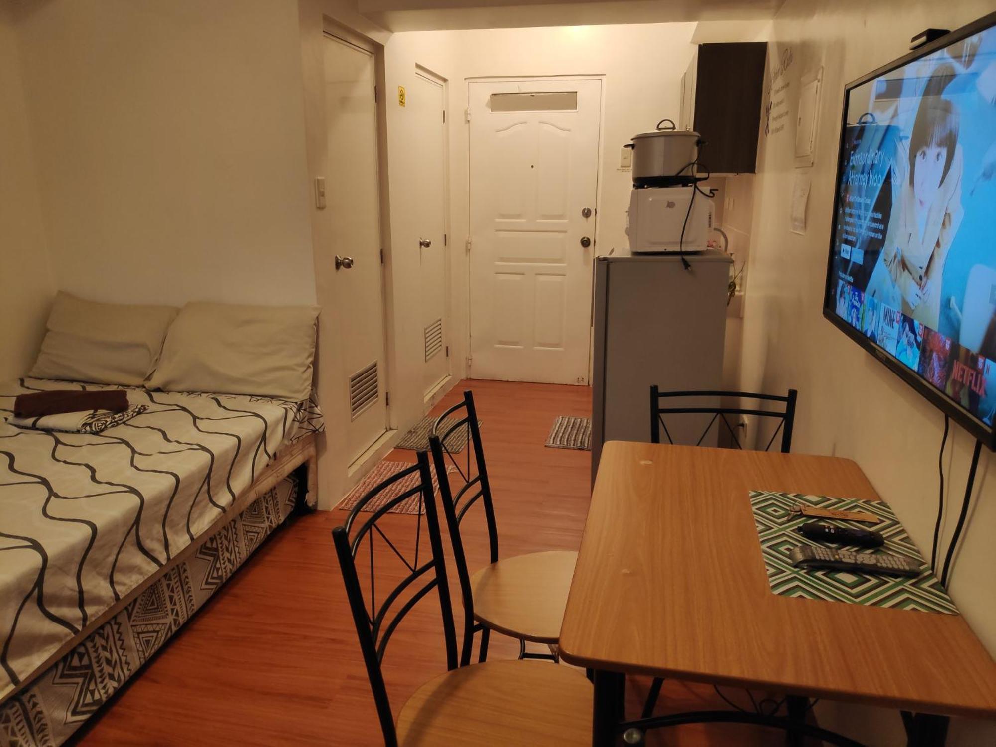Tagaytay Staycation By Naya And Darla W Free Swimming Pool, Wifi & Netflix تاجيتاي المظهر الخارجي الصورة