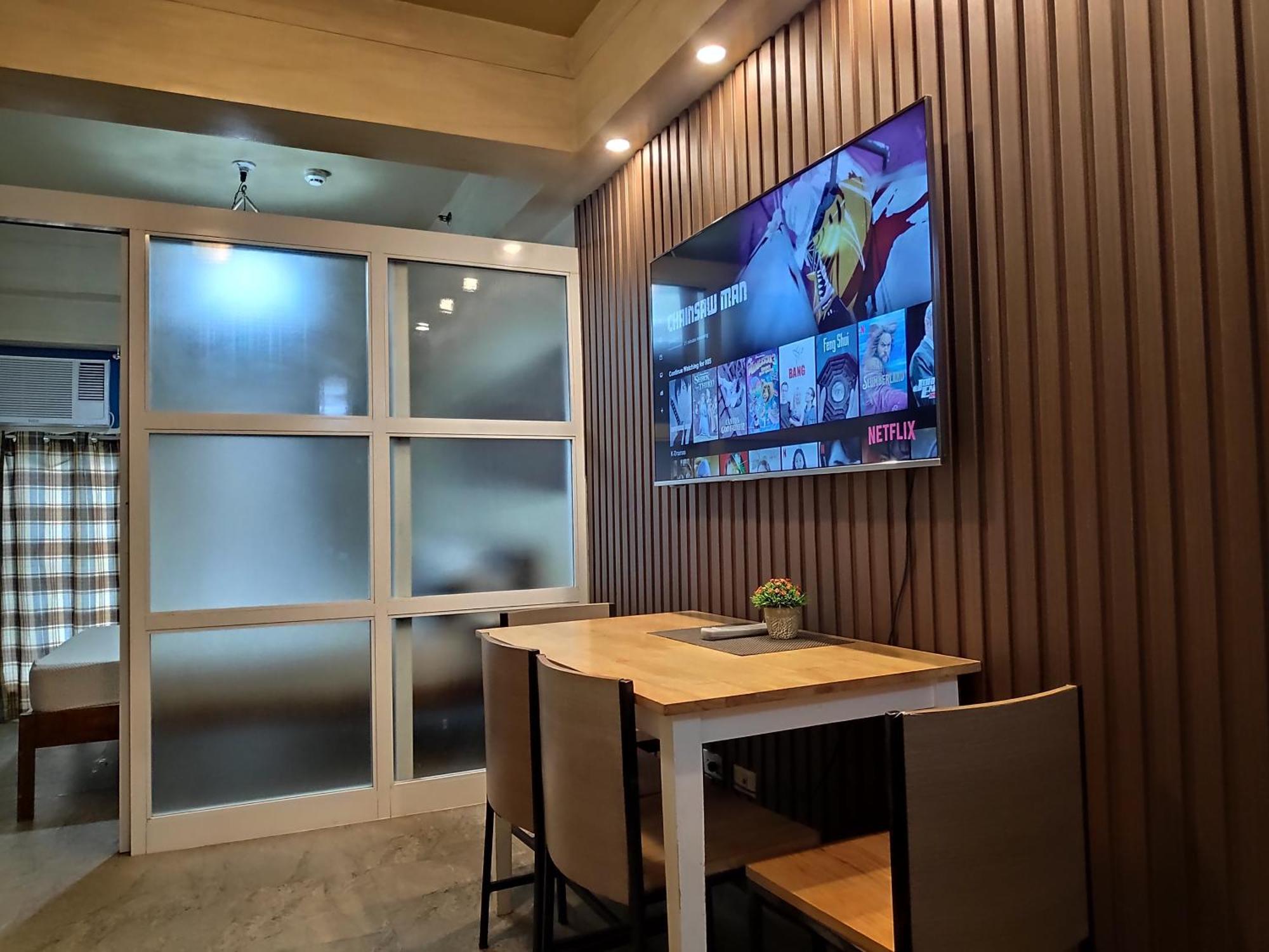 Tagaytay Staycation By Naya And Darla W Free Swimming Pool, Wifi & Netflix تاجيتاي المظهر الخارجي الصورة